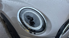 MINI Hatchback 1.5 Cooper Classic Premium 5dr Auto Petrol Hatchback